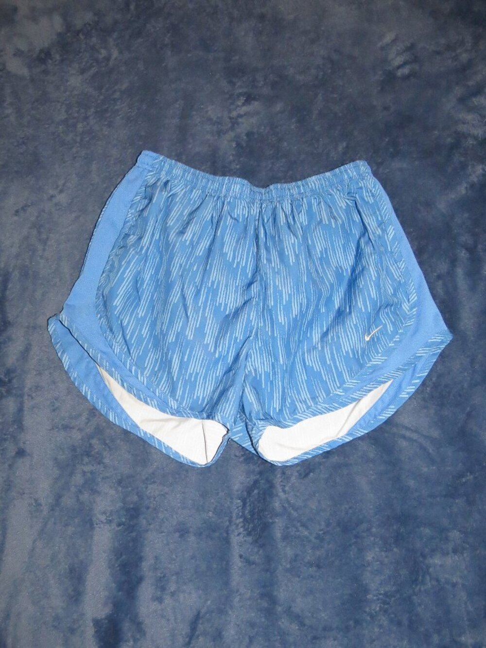 Nike Women's Dri-FIT Blue Patterned Running Shorts | Size M
